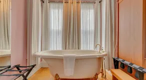 James Place Inn Bed and Breakfast - Image 3