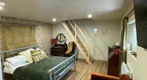 Tracie's - Image 4