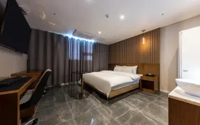 Browndot Hotel Godeok newtown - Image 5
