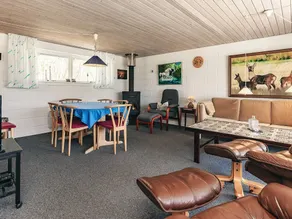 8 person holiday home in Spøttrup-By Traum - Image 4