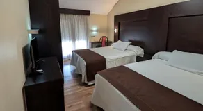 Hotel Anabel Baza - Image 2