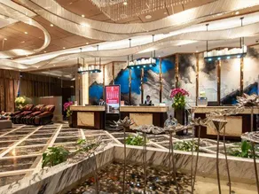 Devel International Hotel - Image 3