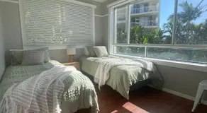 Bayview Harbourview Apartments - Image 2