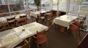 Hotel Happy - Image 3