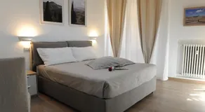 Piccolo Borgo Antico - Image 2