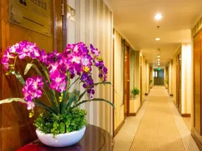 Beijing Oriental Hotel - Image 3