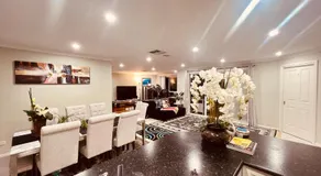 Spacious 6 Bedroom Holiday Home 15 Min Away From Melbourne Airport - Image 3