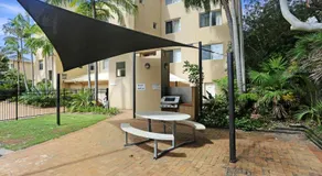 Bennett's Beach House - Image 5