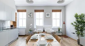 Stylish Stays by Russel Square - Image 4