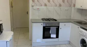 Supreme Apartment - Near Tube Stations & Free Parking - Image 3