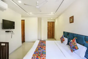 FabHotel Shiv Rachna - Image 2