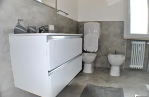Hele lejligheden CASA FELICE 9 Steder Fri parkering og gratis Wi-Fi inkluderet - Image 5