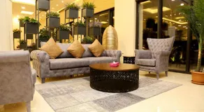 City Tower Hotel - Image 2