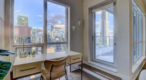 Skyline Suites - Walk to MTCC, ACC, Rogers Centre & Entertainment District - Image 3