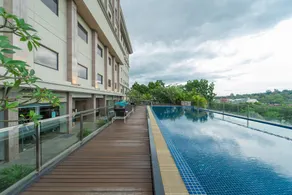 I Hotel Batam - Image 3