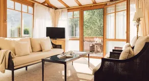 Alpenpalace Luxury Hideaway & Spa Retreat - Image 2
