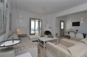 Villa Moonlight · Exquisite villa for 10 with pool, helipad - Image 1