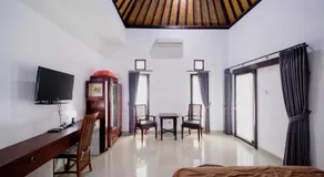 JOLA HOUSE Trendy&Cozy Studio Apart in Sanur Bali,No 2 - Image 4
