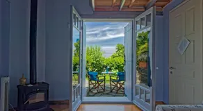Tsagkarada Country Estate with Pool - Image 5