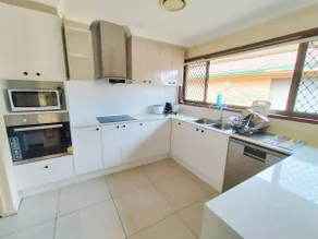 Cfamily 8N03 double bedroom room rental shared house - Image 3