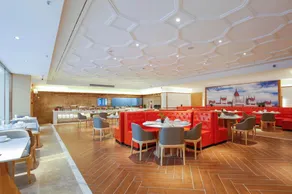 Kyriad Marvelous Hotel Qinhuangdao Nandaihe - Image 5