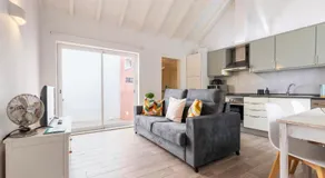 Cozy 1BR with Patio Near Sintra by LovelyStay - Image 3