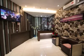 Pavilion Inn - Image 2