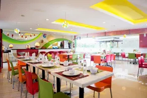 Dewarna Hotel and Convention Bojonegoro - Image 3