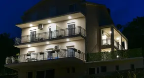 Java Apartments - Image 2