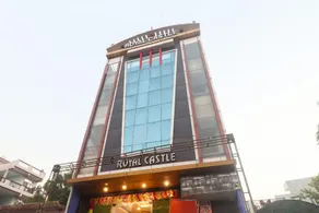 SPOT ON 78167 Hotel Royal Castle - Image 3