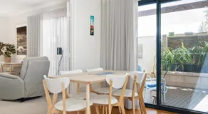 Scarborough Central - Ocean Glimpse Retreat - Image 3