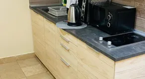 Downtown Apartments with shared kitchen - Image 3