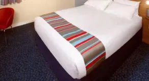 Travelodge Stoney Cross Lyndhurst - Image 5