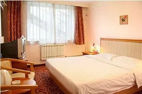 Super 8 Hotels Beijing Dongsi - Image 2