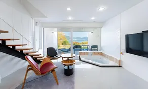 Geoje Star Marine Pool Villa - Image 3
