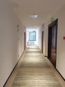 GreenTree Inn Shanxi Luliang Fengshan Road Central Park Express Hotel - Image 3