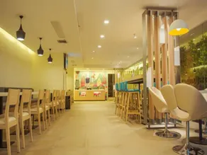 Hanting Hotel Chengdu Chunxi Road Yanshikou - Image 5