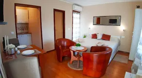 Apartment 793 - Image 2
