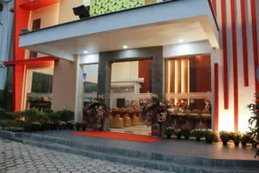 Sumi Hotel Surabaya - Image 5