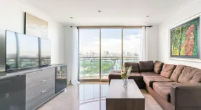 Luxurious 2BDR condo located in Prestigious Tower. - Image 2