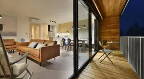 Element Lakeside Apartments - Image 5