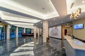 Sanli Hotel - Image 2