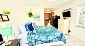 Southwinds Inn by The Gold Nests - Image 2