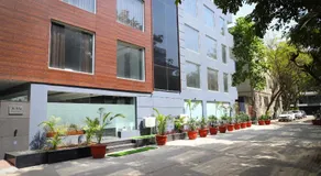 The Empire Rooms & Boutique Near Cyber City Gurgaon - Image 5