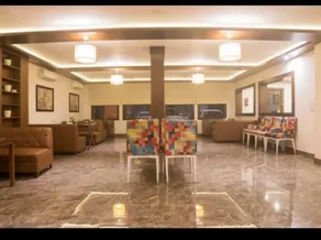 ORCHARD HOTEL / RESTAURANT - Image 5