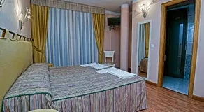 Hostal Stop - Image 2