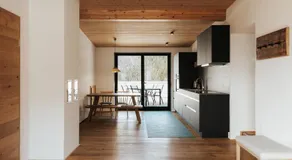 Appartement convivial et familial avec sauna, jardin et barbecue | Vue montagne - Image 4
