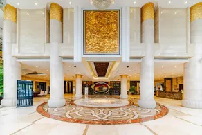 Yuntianlou Holiday Royal Hotel - Image 3