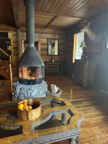 Rustic Beaverfoot Lodge - Image 2