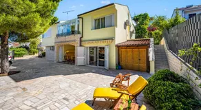 VILLA M&M - sea and beach within 35 steps - Image 2